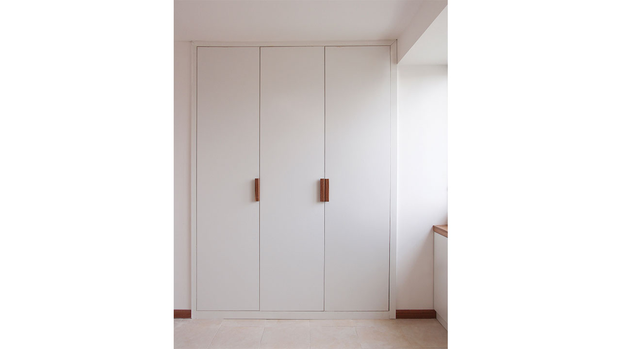 Interior Design Minimal Closet details Wooden Door handle for Apartment No.149